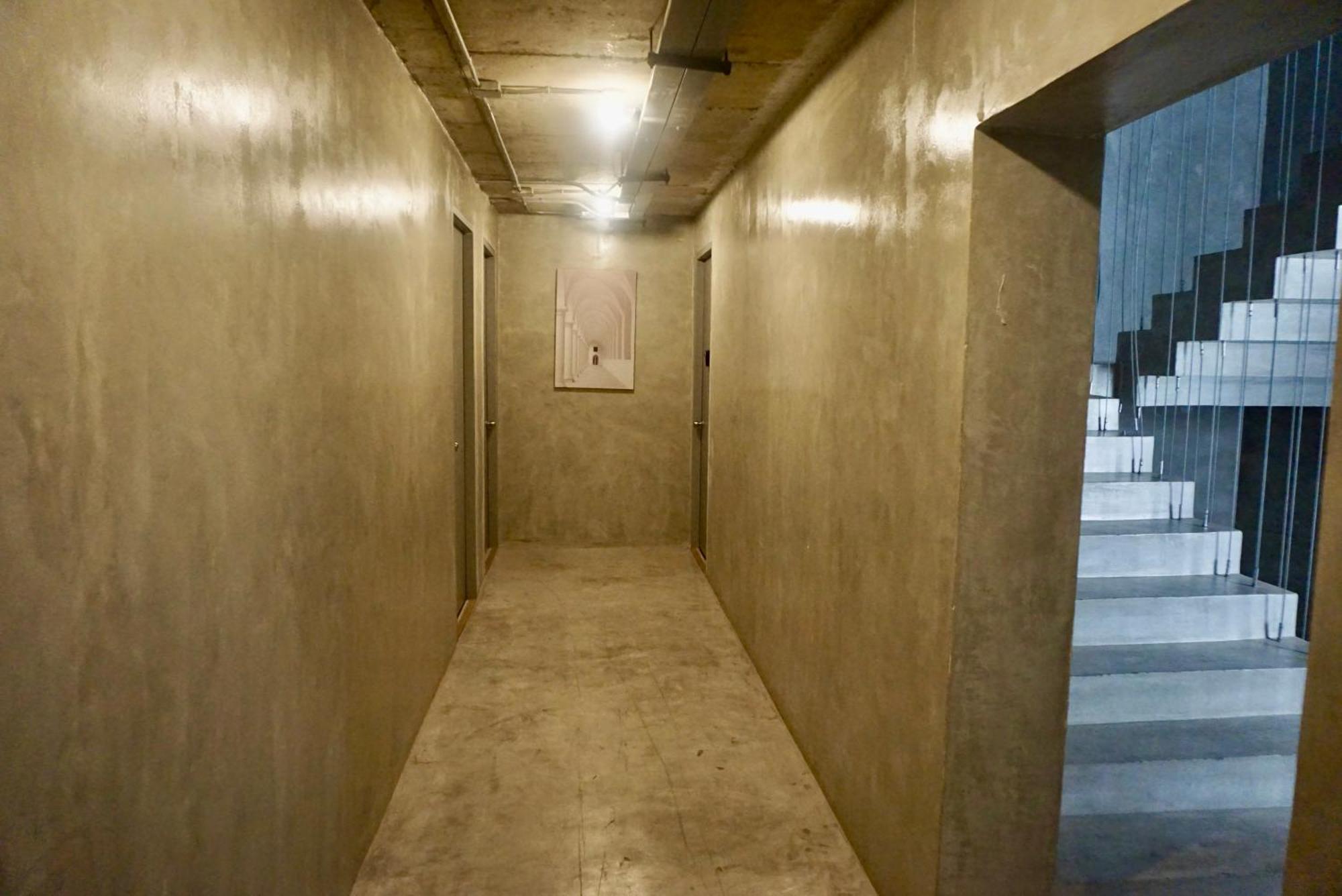 Hash Apartment With Unique Chill Design At Silom Soi 3 Bangkok Esterno foto