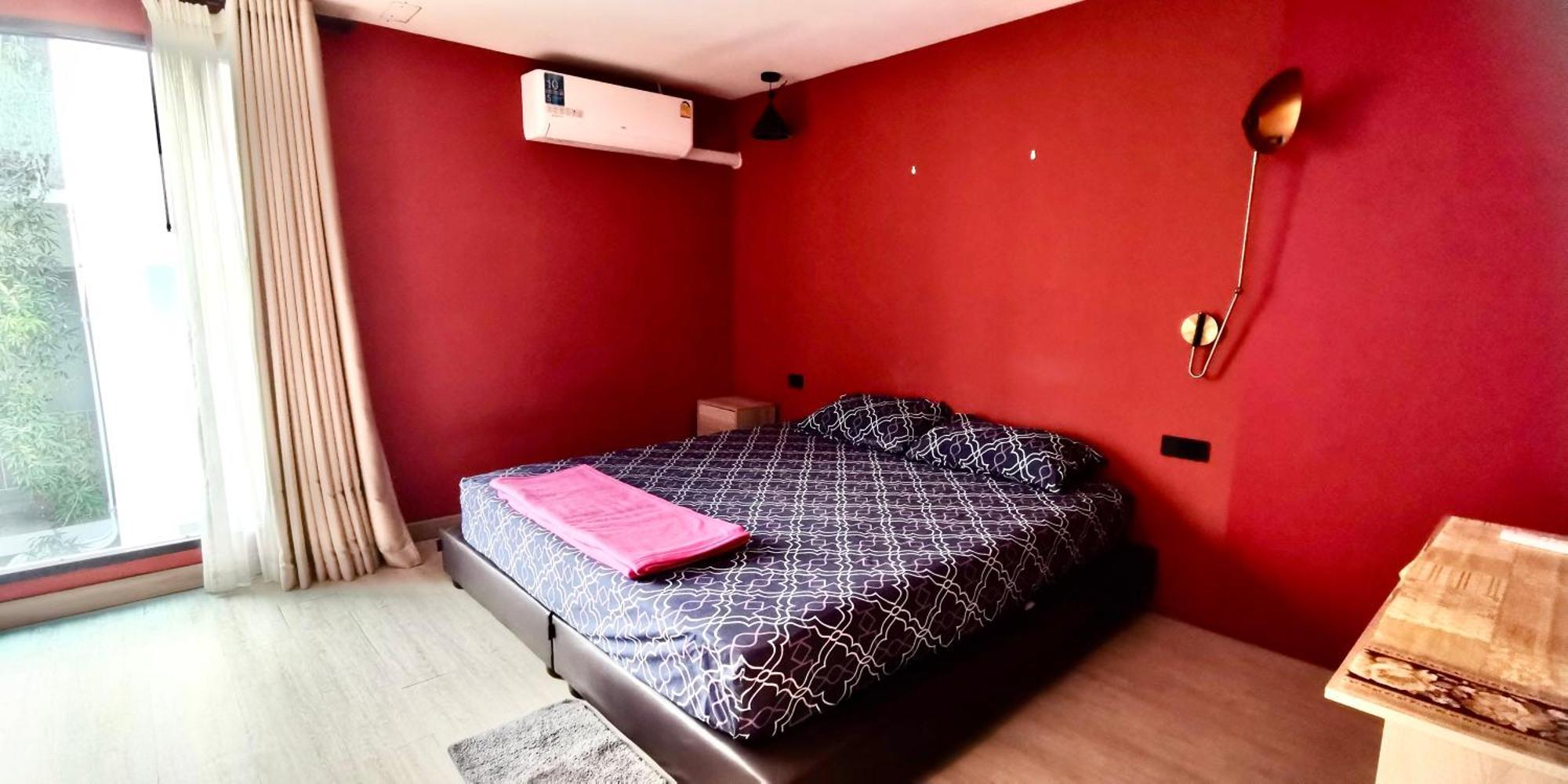 Hash Apartment With Unique Chill Design At Silom Soi 3 Bangkok Esterno foto